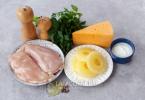 Salad lady caprice: bahan dan lapisan resep klasik langkah-demi-langkah secara berurutan