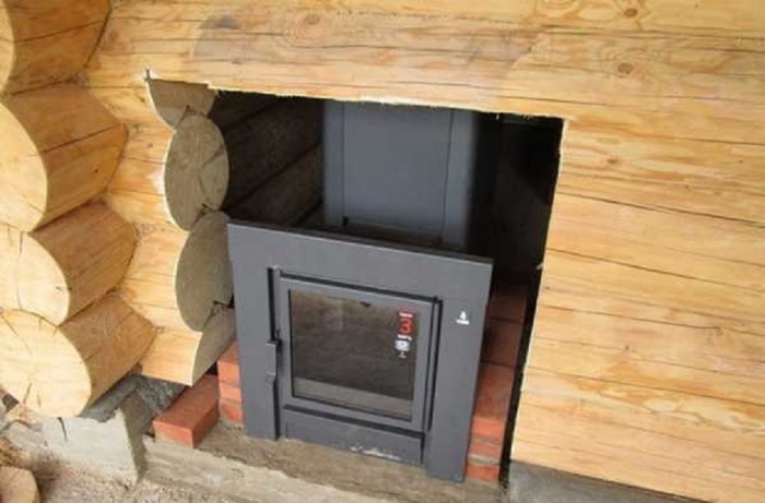 печь в деревянной бане